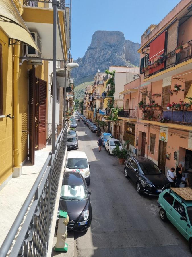 Ferienwohnung L'Angolo Dei Barcaioli Palermo Exterior foto